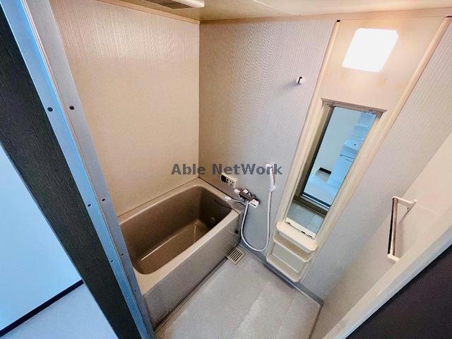 名鉄三河線 碧南中央駅 徒歩20分 2階建 築28年の風呂写真