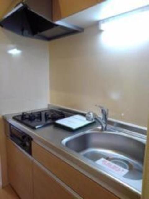 キッチン　同施工会社同タイプ建物写真