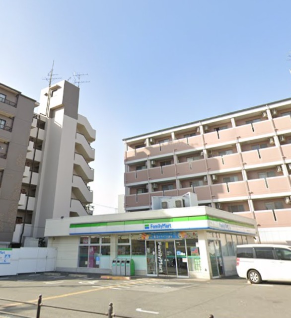コンビニ　ファミリーマート平野馬場一丁目店（コンビニ）まで644m