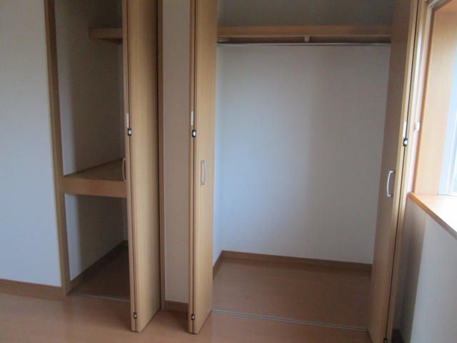収納　クローゼット