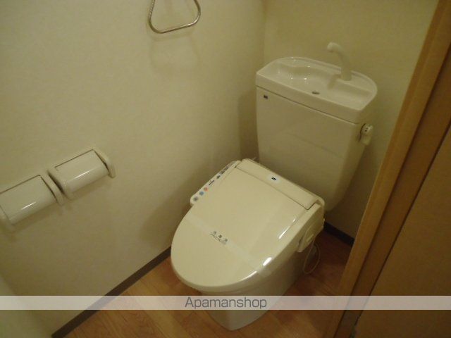 ＪＲ山陰本線 玉造温泉駅 徒歩10分 2階建 築18年のトイレ写真