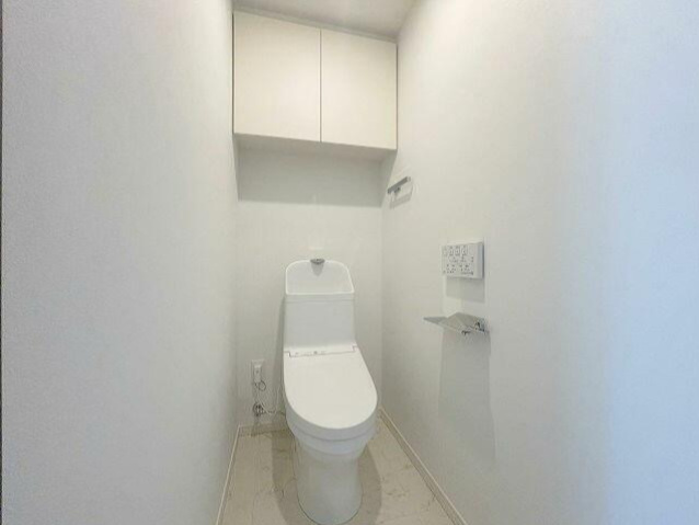 地下鉄空港線 唐人町駅 徒歩5分 13階建 築2年のトイレ写真