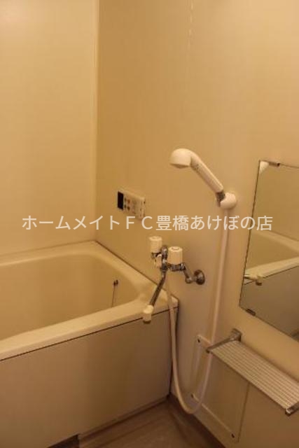 ＪＲ飯田線 三河一宮駅 徒歩10分 2階建 築29年の風呂写真