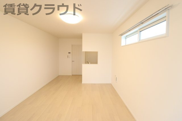 アトレイユ蘇我の居間写真