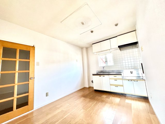 居室・リビング　※別部屋参考写真