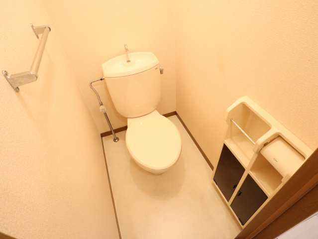 近鉄橿原線 橿原神宮前駅 徒歩7分 2階建 築30年のトイレ写真
