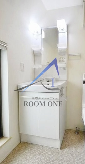 洗面設備　洗面台です。