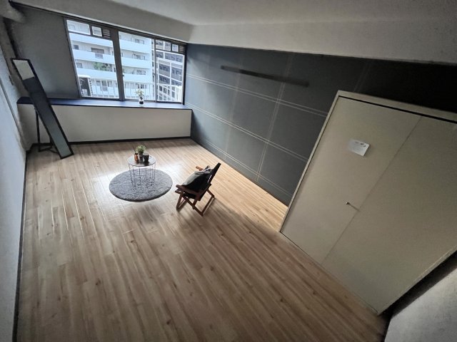 井上ビルの居間写真