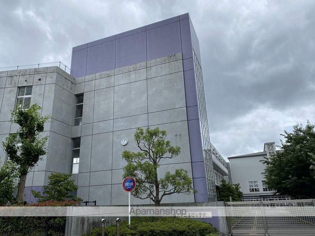 小学校　藤沢市立善行小学校（小学校）まで530m