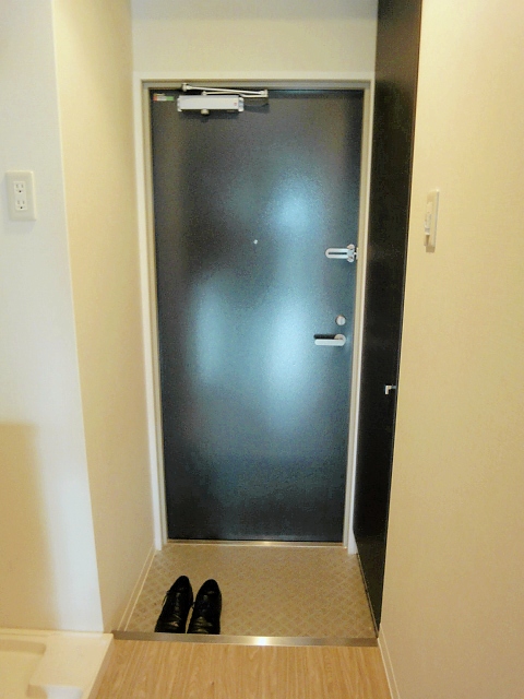 玄関　同系の他のお部屋の写真です