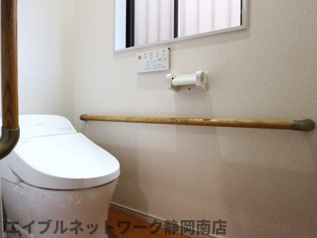 トイレ　シンプルで使いやすいトイレです