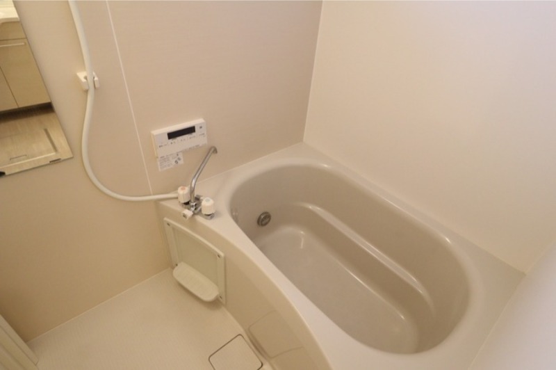 バス・シャワールーム　図面と現状に相違がある場合には現状を優先