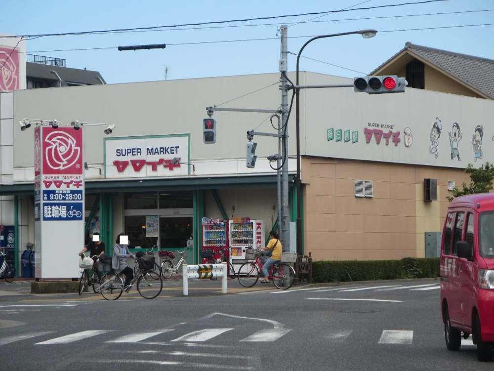 【江戸川区松江のマンションのスーパー】