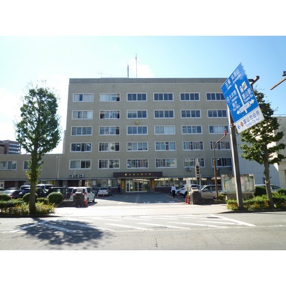 警察署・交番　富山県警察本部（警察署・交番）まで2127m