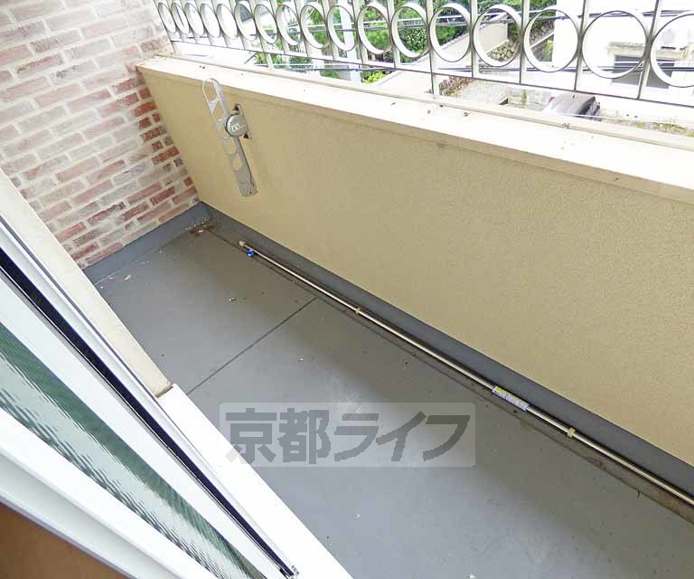 【京都市北区上賀茂前田町のマンションのバルコニー】