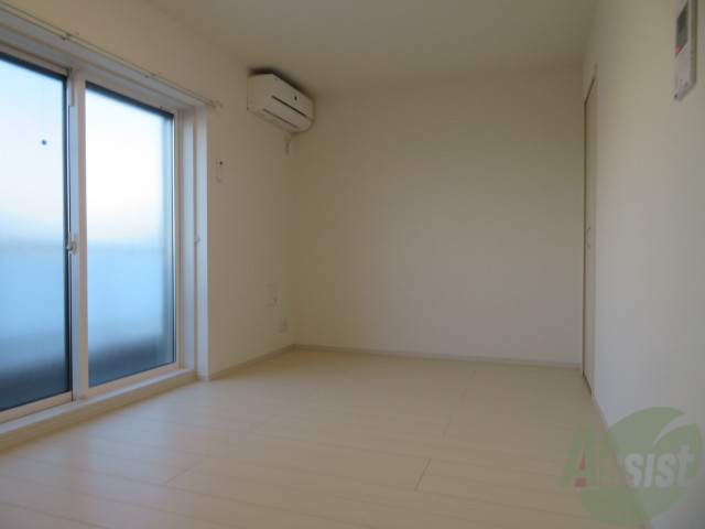 居室・リビング　８．１７帖のリビングです。新築なのでとても綺麗ですよ。