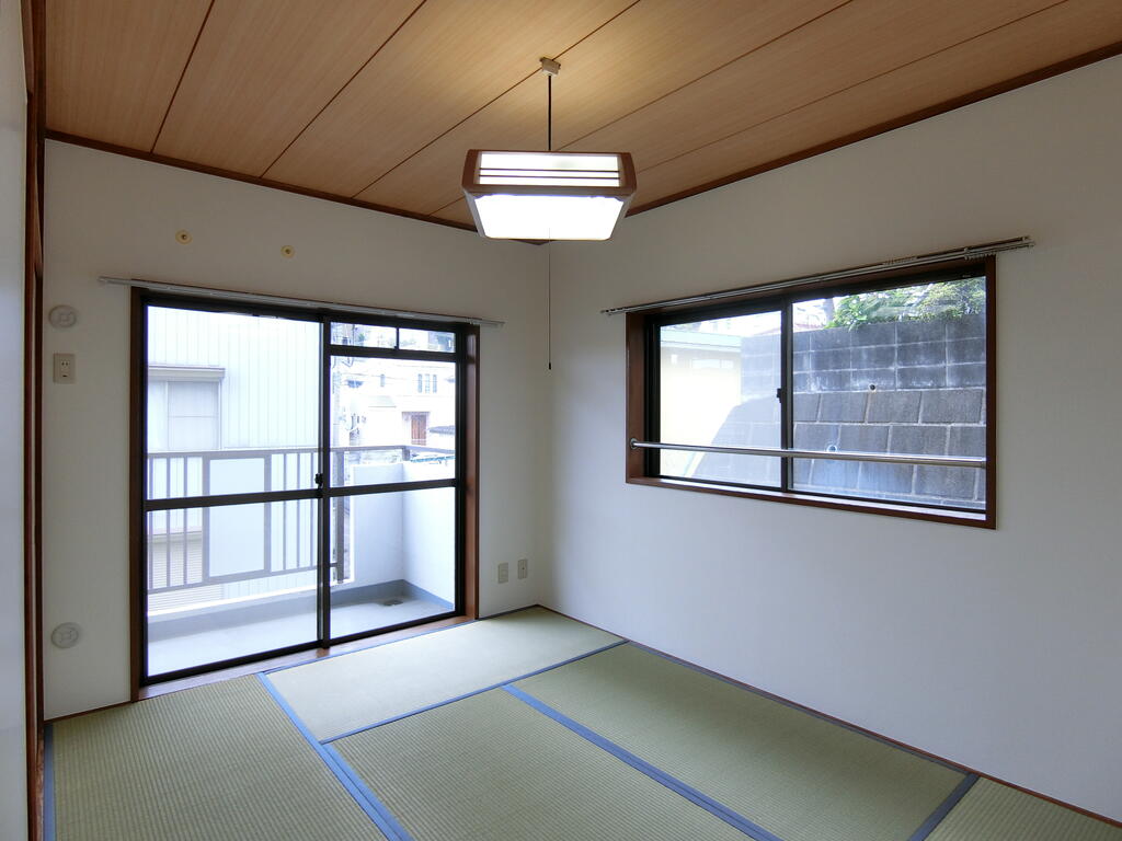 サンフレア柿の木台の居間写真