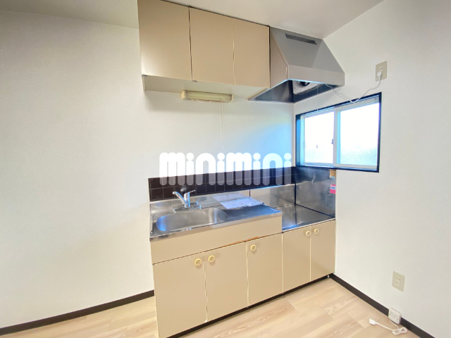 キッチン　明るいキッチンです