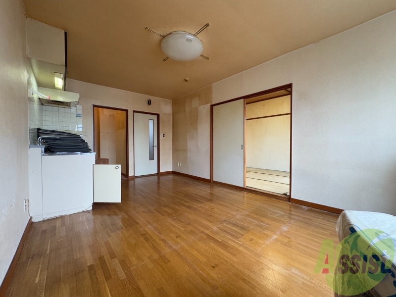 居室・リビング　広くてキレイなお部屋が広がっていて、充実した生活が送れそう。