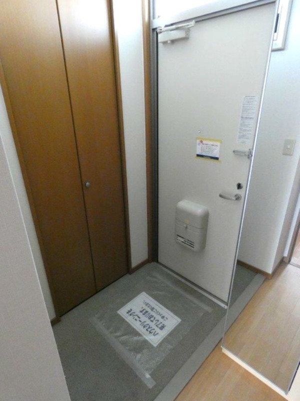 玄関　図面と現状に相違がある場合には現状を優先