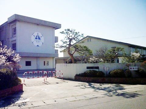 小学校　郡山市立小山田小学校（小学校）まで450m