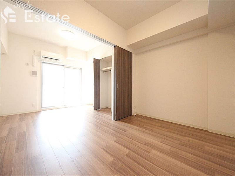 居室・リビング　内装