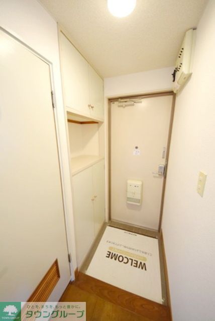 玄関　お問合せはタウンハウジングまで！※現地待合わせ相談可能