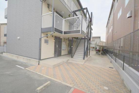 エントランス　綺麗なエントランスです。