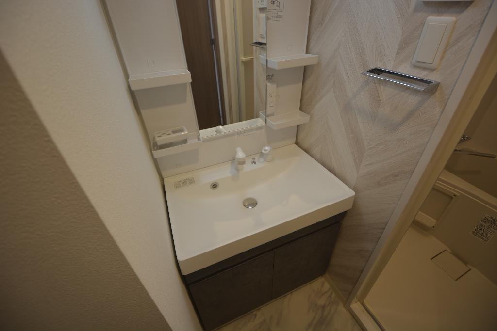 洗面設備　洗髪洗面化粧台