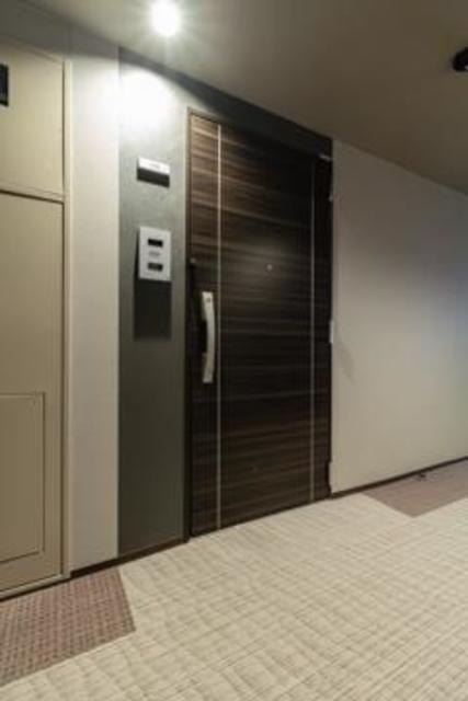 玄関　※写真は同タイプ住戸です。