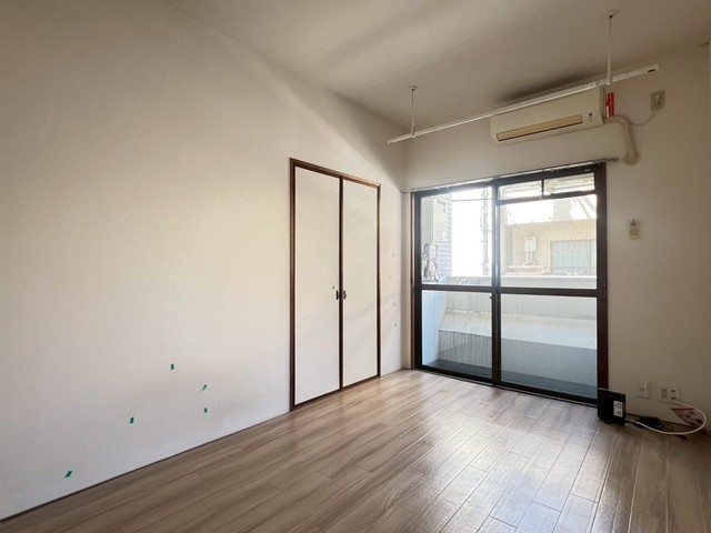 居室・リビング　※別のお部屋の写真です。