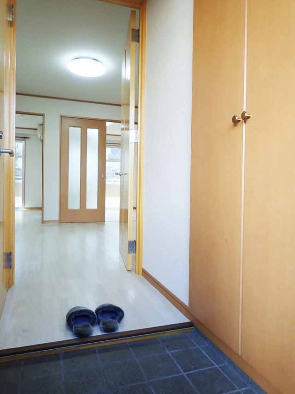 玄関　下駄箱付き♪