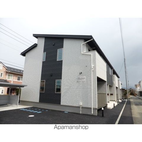 アヴェンシス