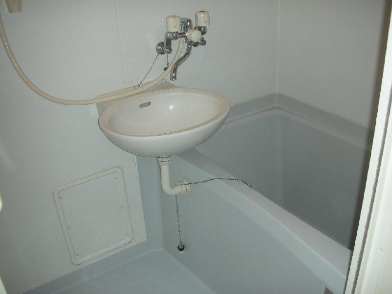 バス・シャワールーム　バス