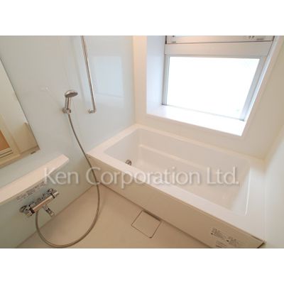 バス・シャワールーム　同タイプ2階のお部屋を撮影。仕様が異なることがあります。