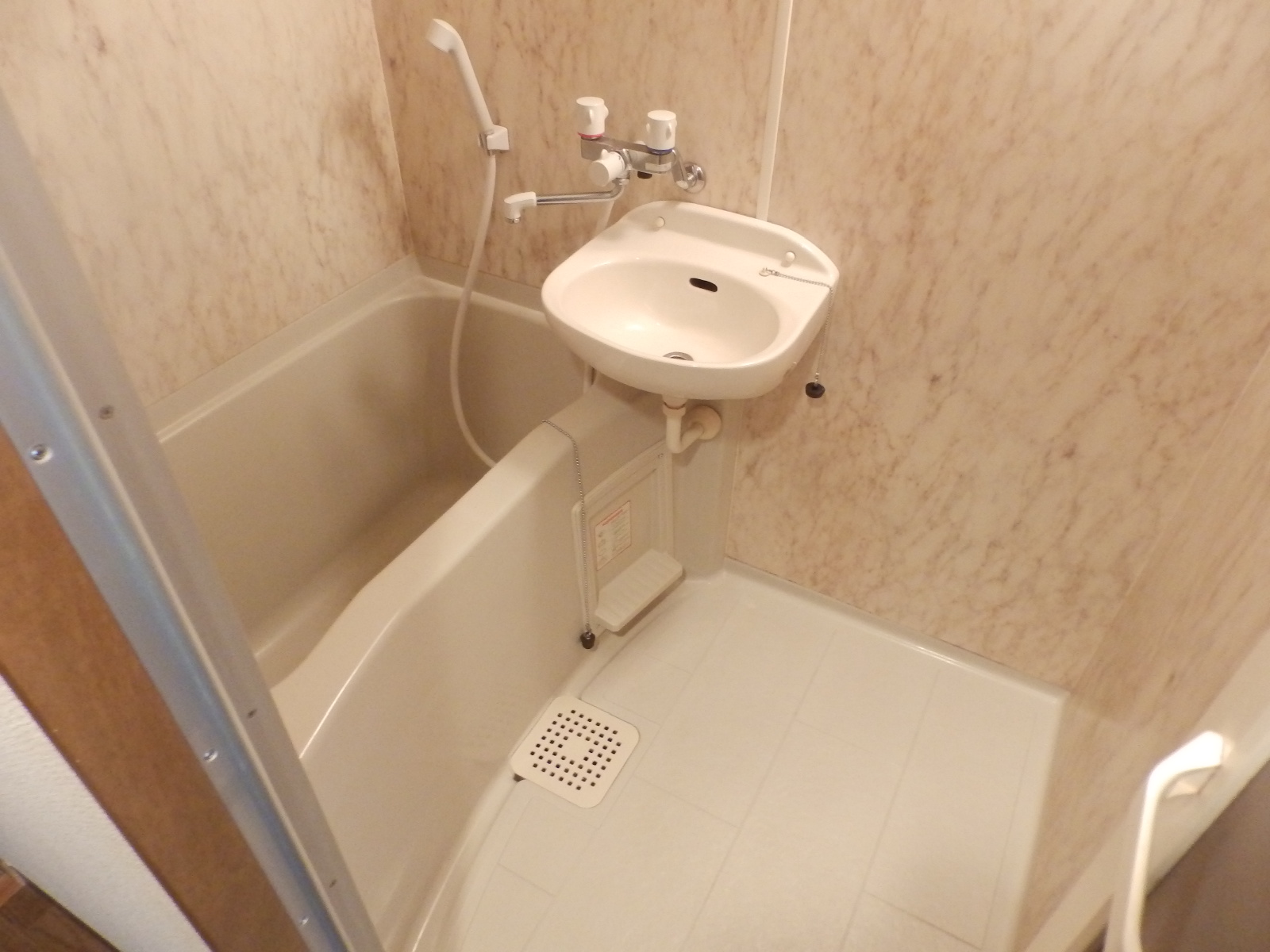 バス・シャワールーム　もちろんセパレート