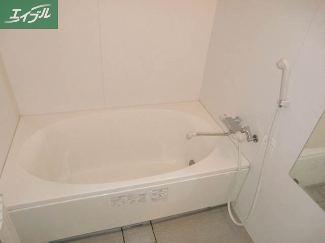 バス・シャワールーム　バスルーム