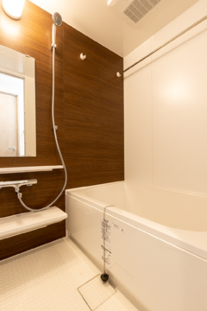 バス・シャワールーム　※写真は同タイプ住戸です。