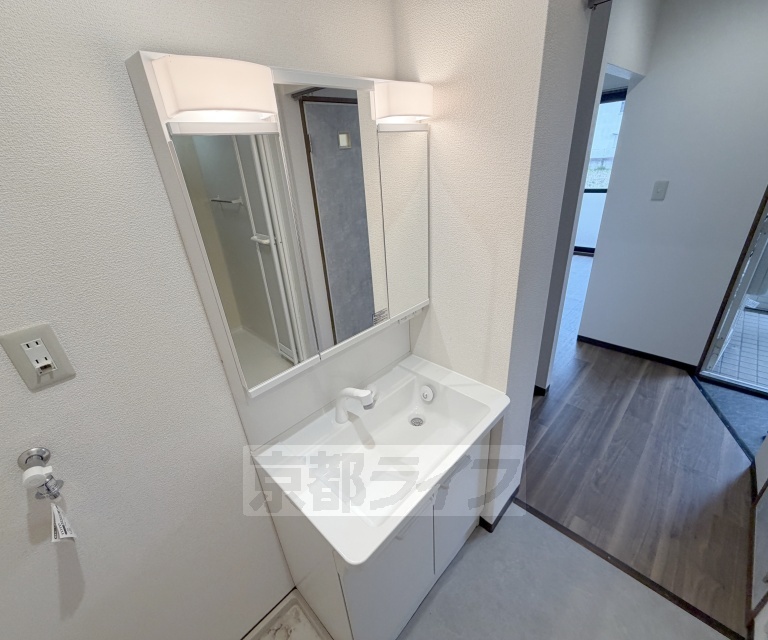 玄関　シューズボックス付きです。