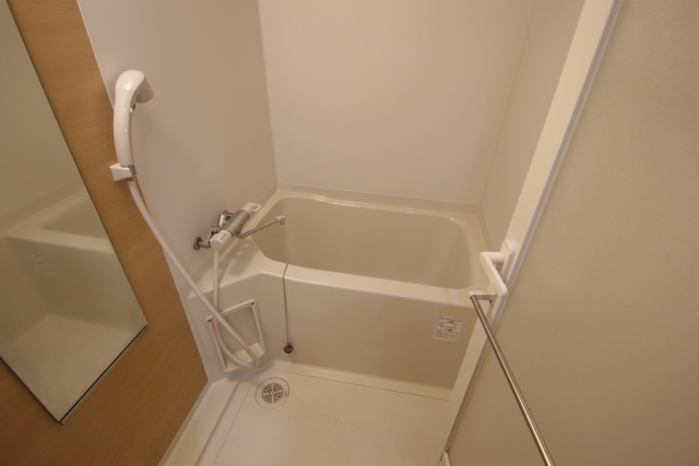 バス・シャワールーム　※別室の参考写真の為、現況優先です。