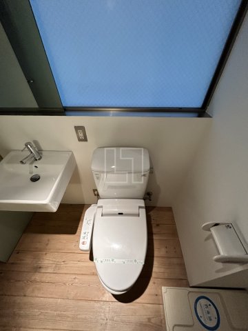 トイレ　アドバンス心斎橋NEXTURE（アドバンス心斎橋ネクスチャー