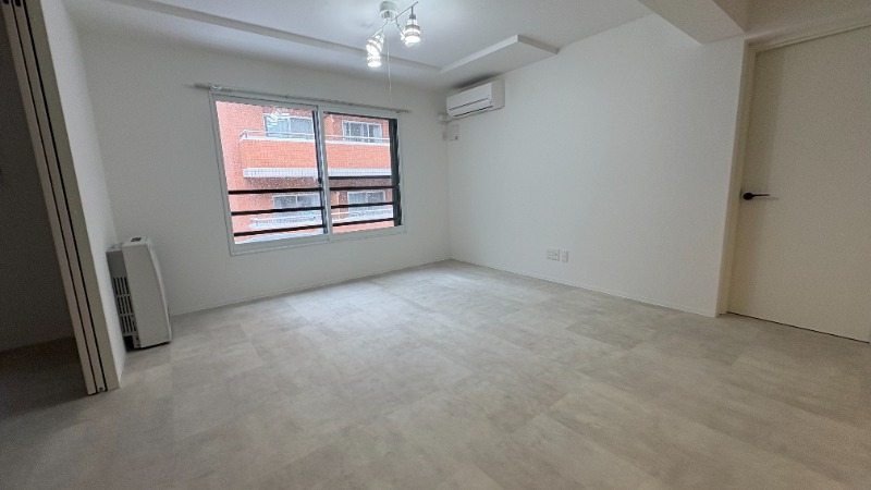 居室・リビング　広々リビング