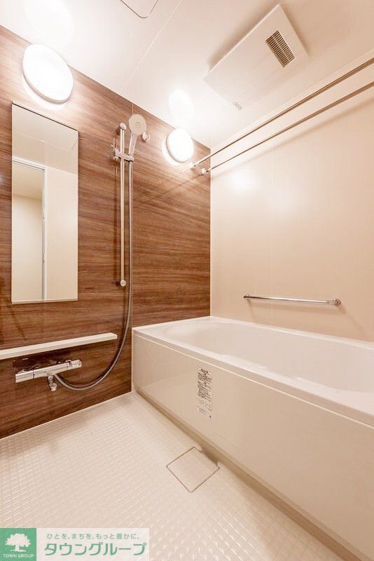 バス・シャワールーム　お問合せは(株)タウンハウジングレジデンス事業部【03-…