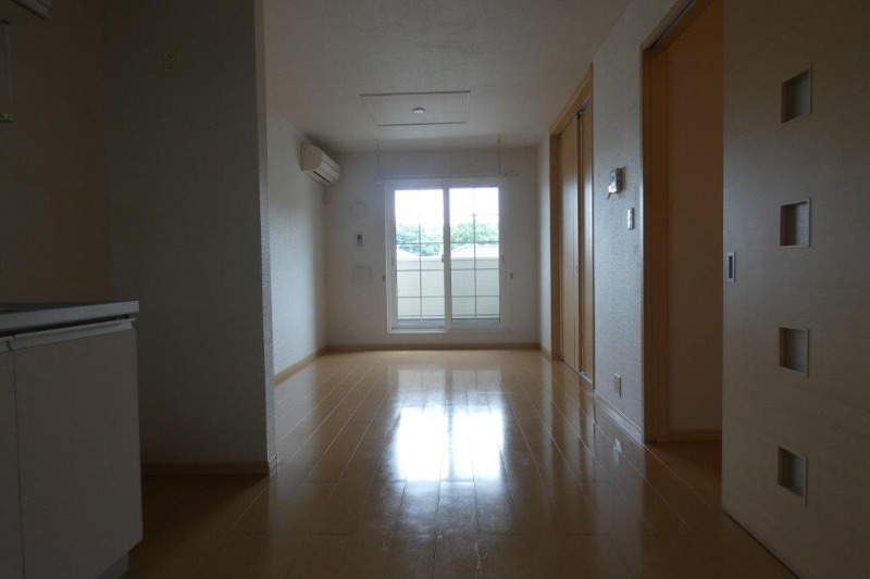 居室・リビング　図面と現状に相違がある場合には現状を優先