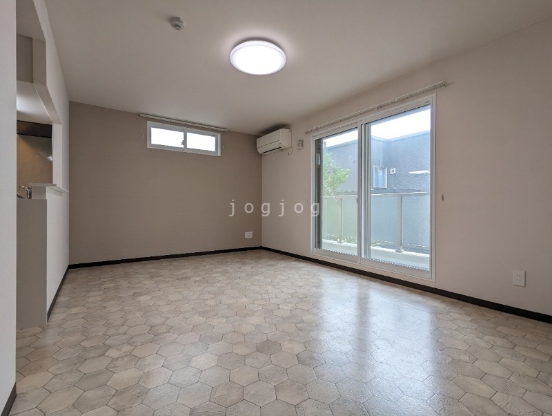 居室・リビング　同号室タイプ写真