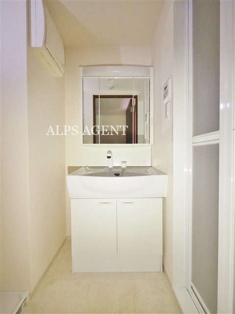 洗面設備　同一仕様