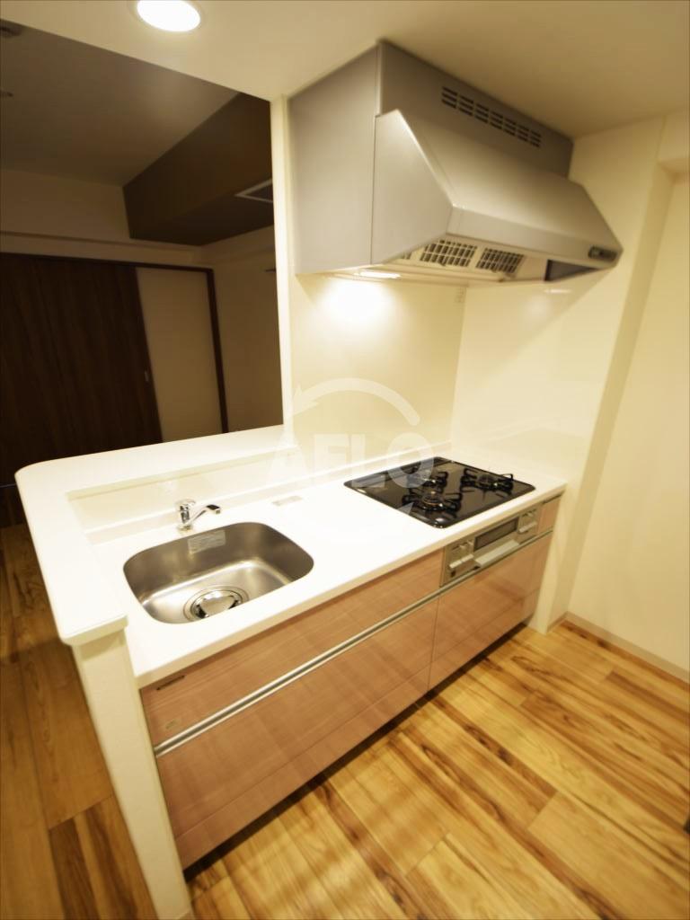 キッチン　グランツ　3口ガスシステムキッチン（グリル付き）