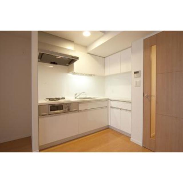 キッチン　※写真は同タイプ住戸です。