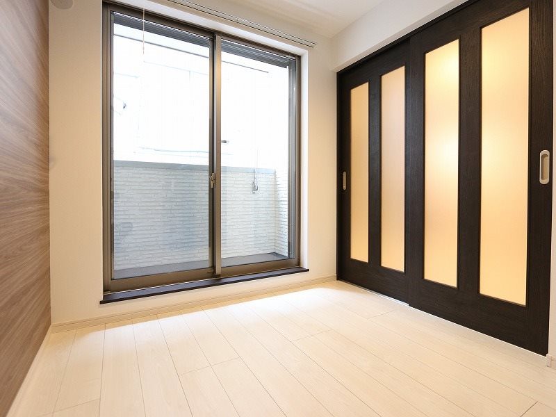 その他部屋・スペース　※実際はホワイトベースのお部屋です。同型タイプの為、現状を優