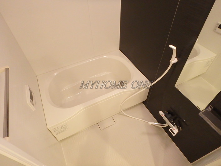 バス・シャワールーム　追焚バス